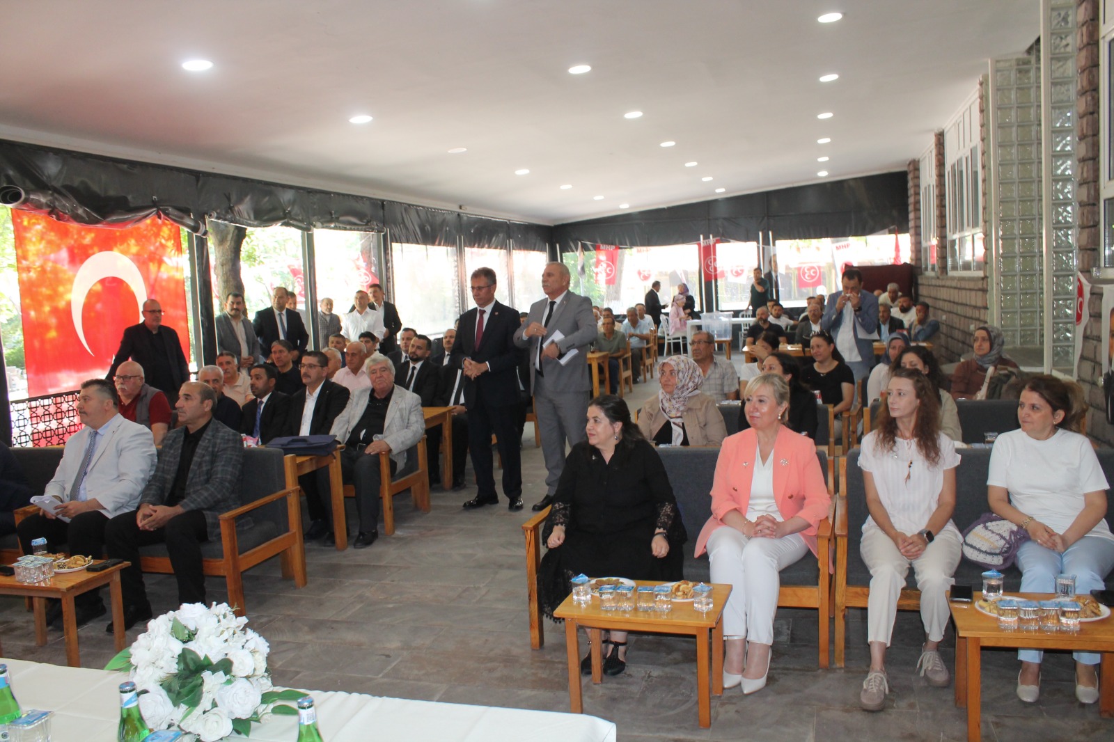 MHP Çay’da Başkan Erol güven tazeledi