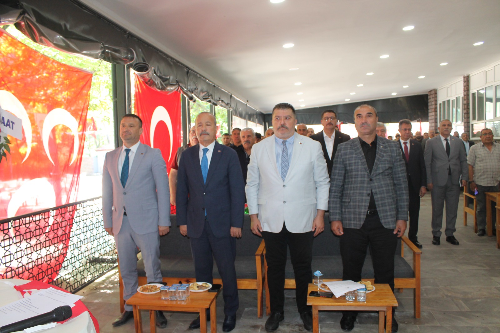 MHP Çay’da Başkan Erol güven tazeledi