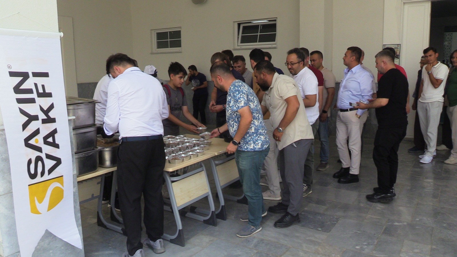 Sayın Vakfı'ndan bin kişilik aşure ikramı