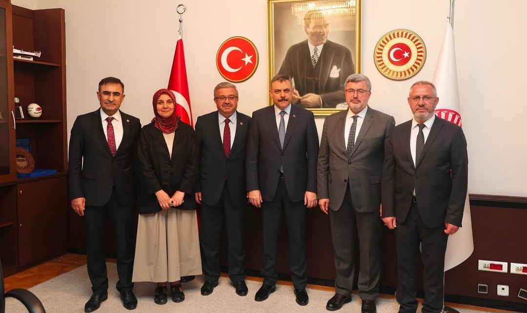 Ziyarete AK Parti Afyonkarahisar Milletvekilleri Ali Özkaya ve Hasan Arslan’ın