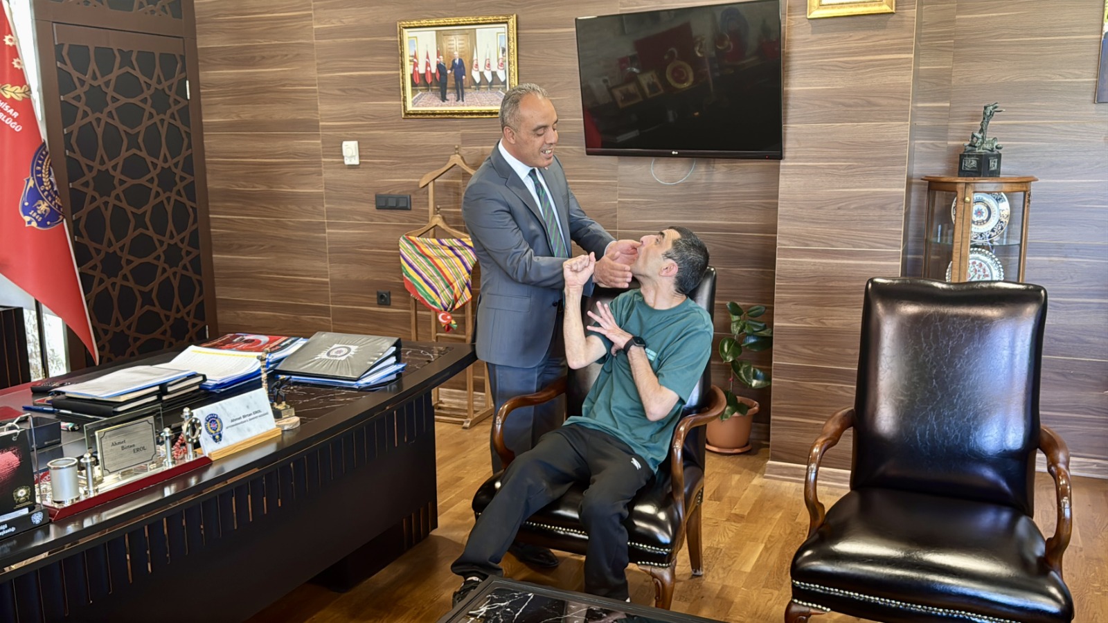 Emniyet Müdürü Erol’un desteğiyle engelleri aştı