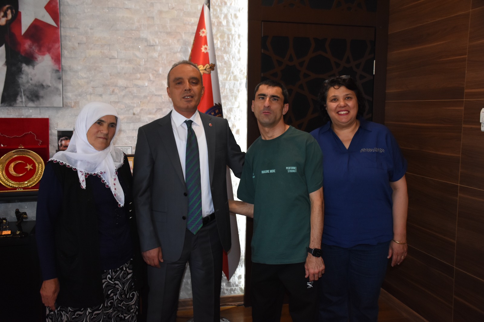Emniyet Müdürü Erol’un desteğiyle engelleri aştı