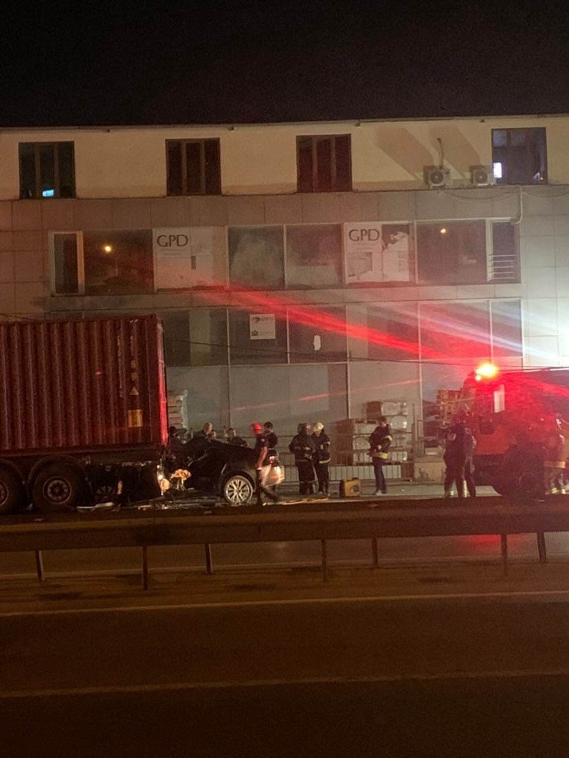 Baba-oğul, feci kazada hayatını kaybetti