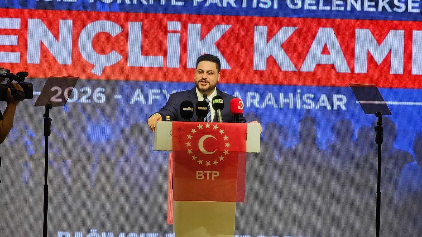 Bağımsız Türkiye Partisi'nin yaz gençlik kampı Afyonkarahisar'da tamamlandı
