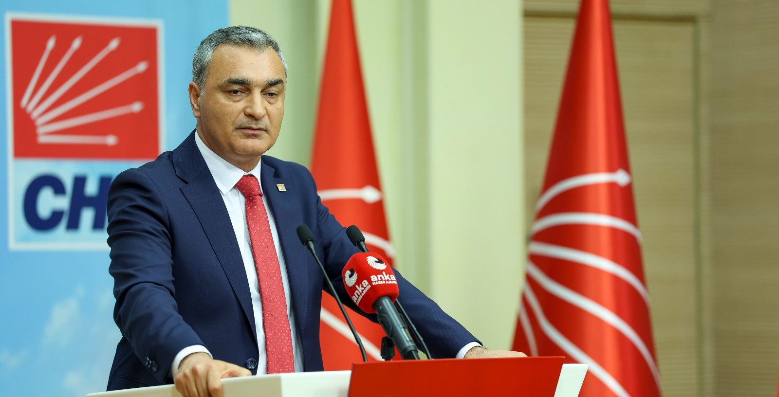 CHP’de 7 il başkanı ve yönetimi görevden alındı