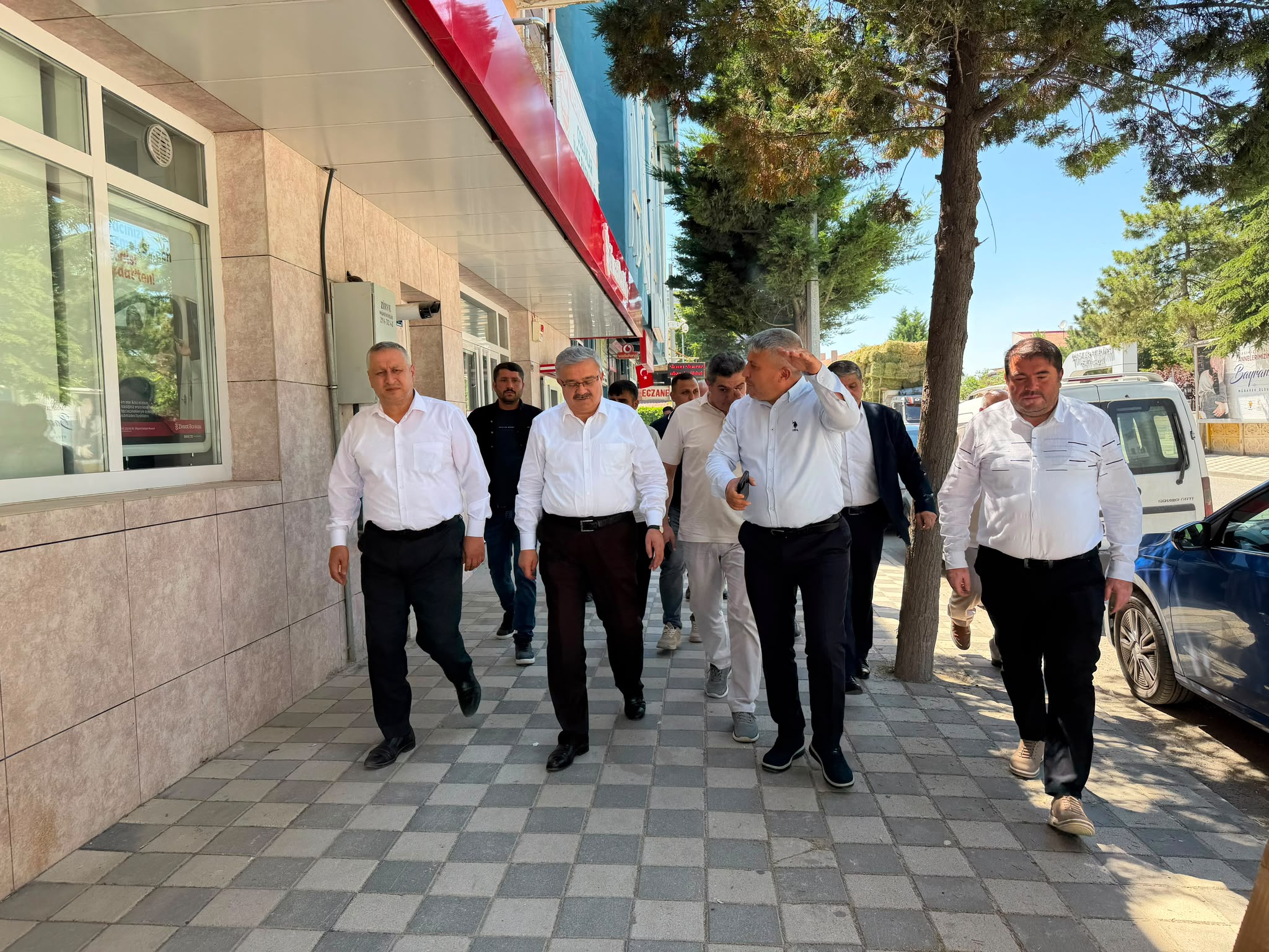 Yurdunuseven, İlçelerde teşkilat ve vatandaşlarla buluşuyor