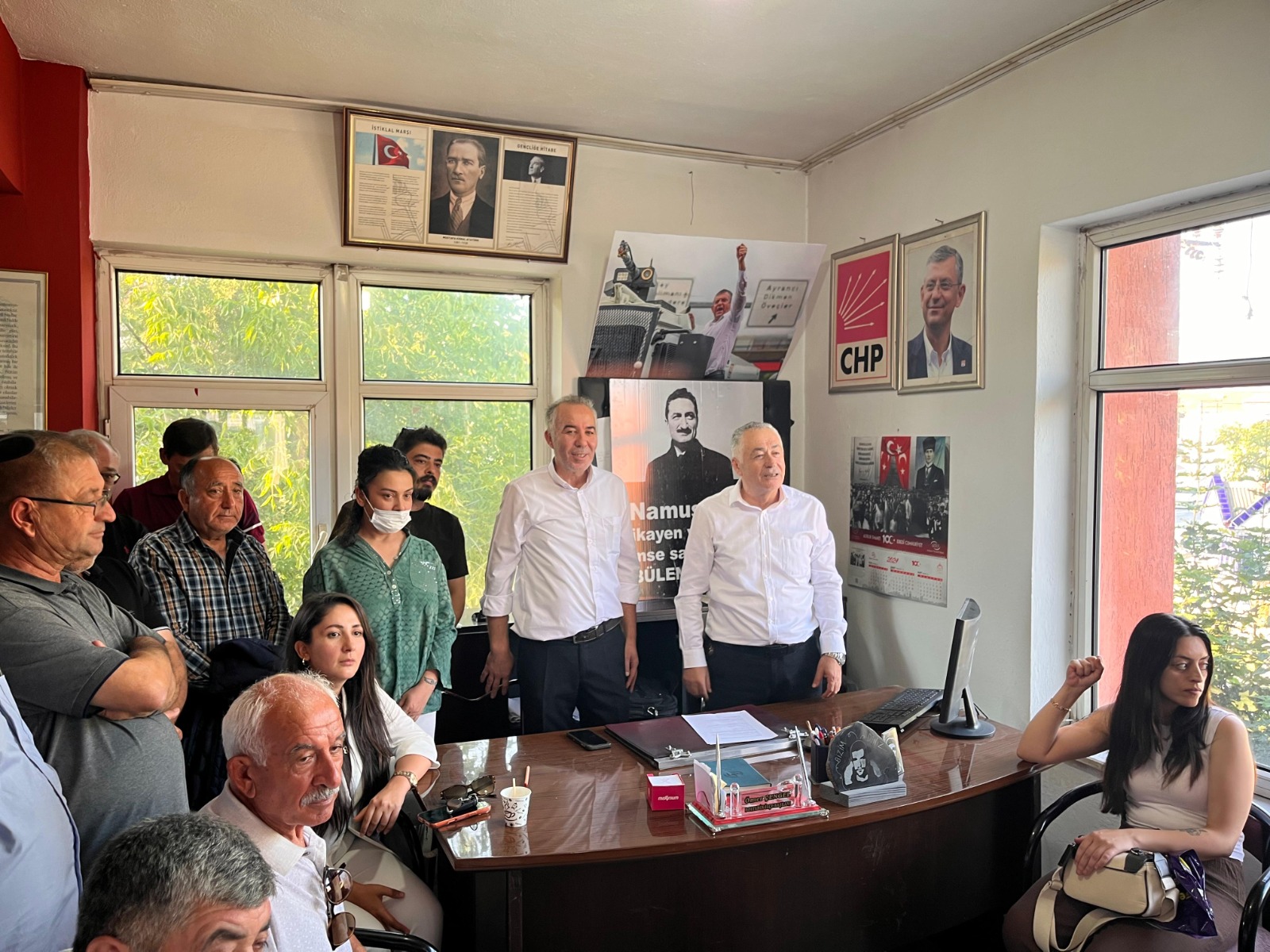 Çay ve Bolvadin teşkilatı, CHP’den istifa etti