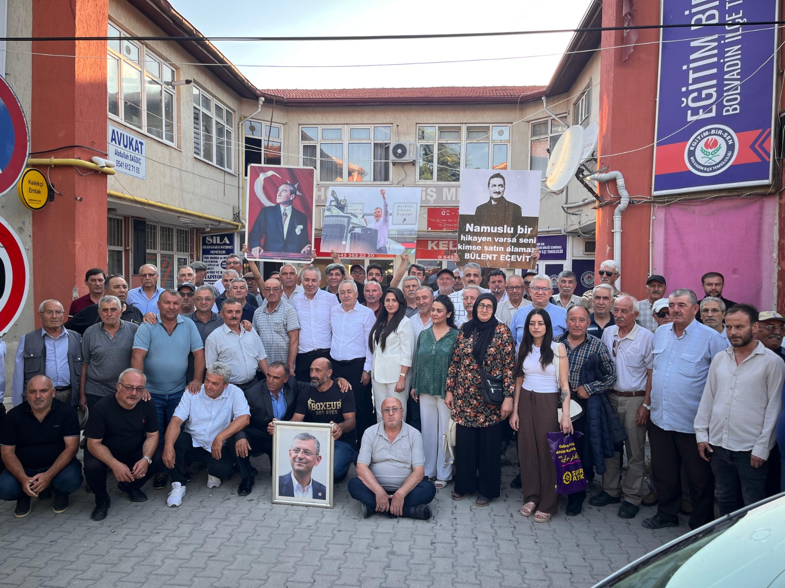 Çay ve Bolvadin teşkilatı, CHP’den istifa etti