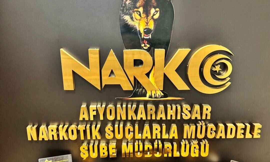 AFYONKARAHİSAR (AA) – Afyonkarahisar'da uyuşturucu operasyonunda gözaltına alınan 7 şüpheliden