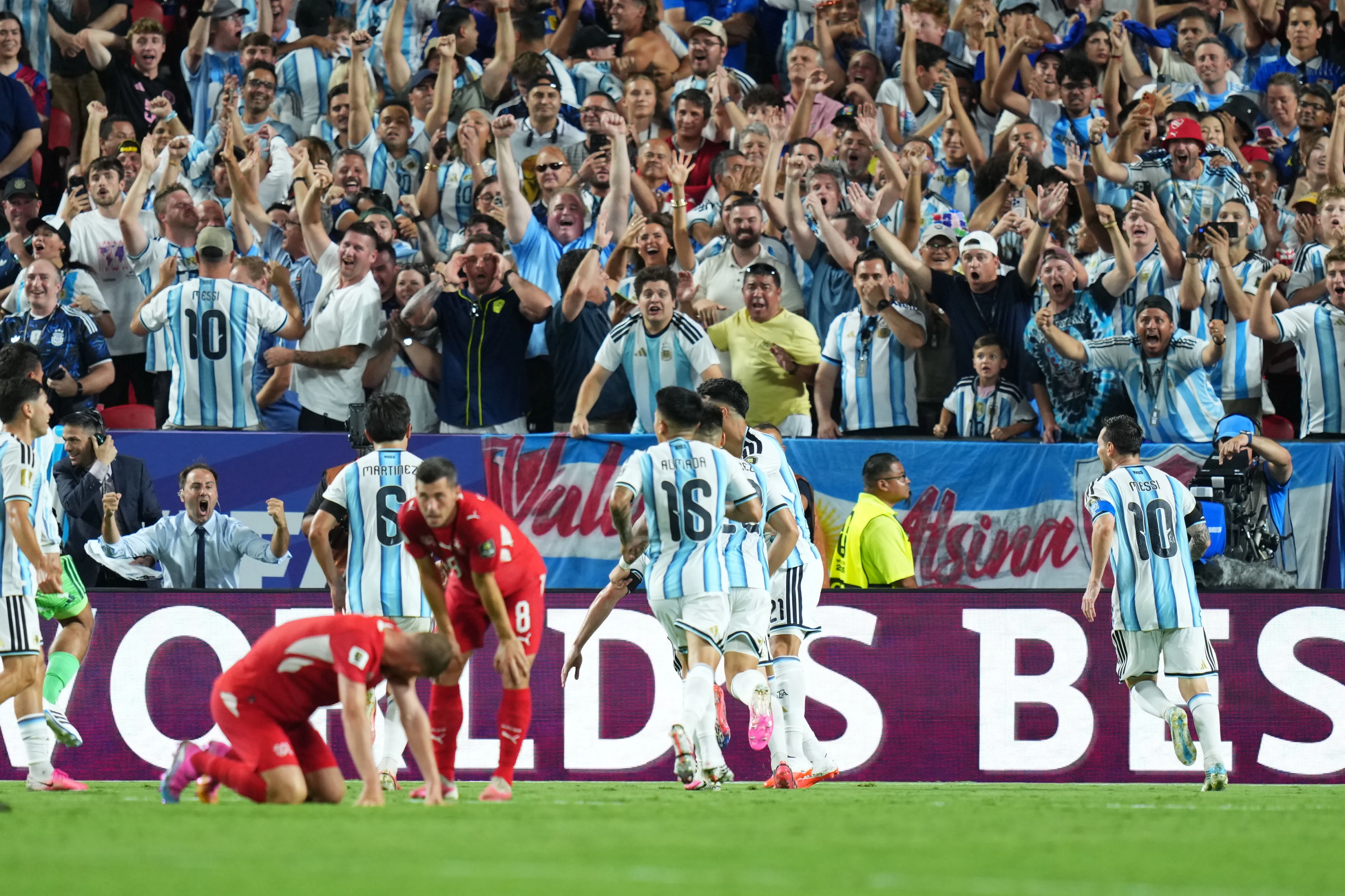 Arjantin, İsviçre'yi 3-1 yenerek yarı finalde İngiltere'nin rakibi oldu