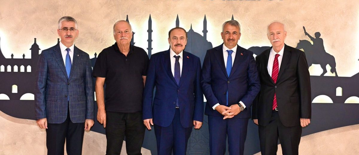 Programına Edirne Valisi Yunus Sezer’i makamında ziyaret ederek başlayan Eroğlu,