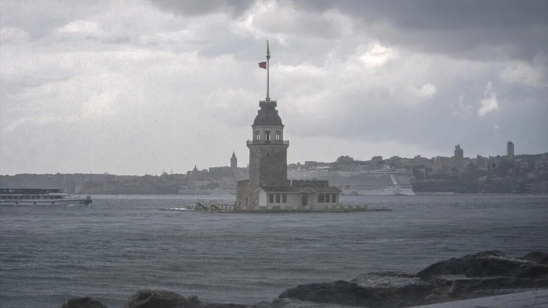 İstanbul'un bazı bölgelerinde sağanak etkili oldu
