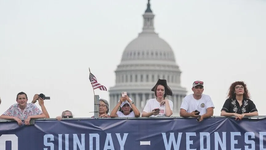 Washington’da 4 Temmuz Bağımsızlık Günü etkinlikleri şiddetli fırtına nedeniyle yarıda kesildi
