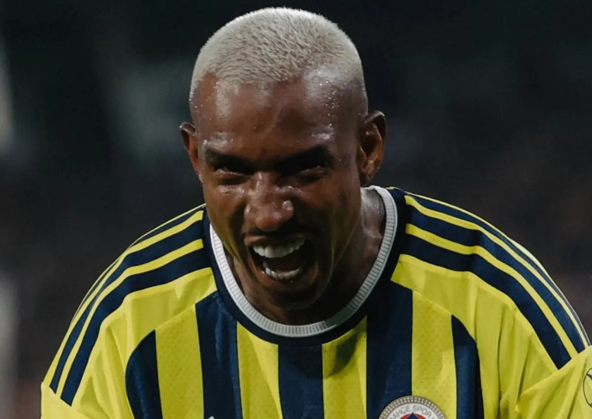 Fenerbahçe'de sıcak gelişme: Talisca gidiyor mu?