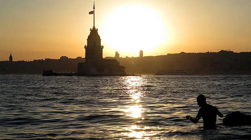 Türkiye'ye Afrika ve Basra üzerinden çifte sıcak hava dalgası: Termometreler 45 dereceyi aşacak!