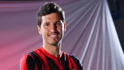 Süper Lig’de yaz transfer döneminin hareketli günleri sürerken, futbolseverlerin merakla