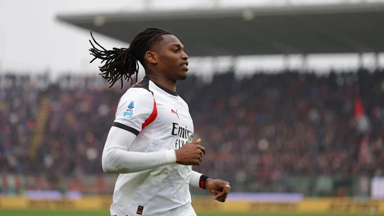 Rafael Leao Galatasaray transferinde mutlu son: Yıldız futbolcunun İstanbul’a iniş saati belli oldu!