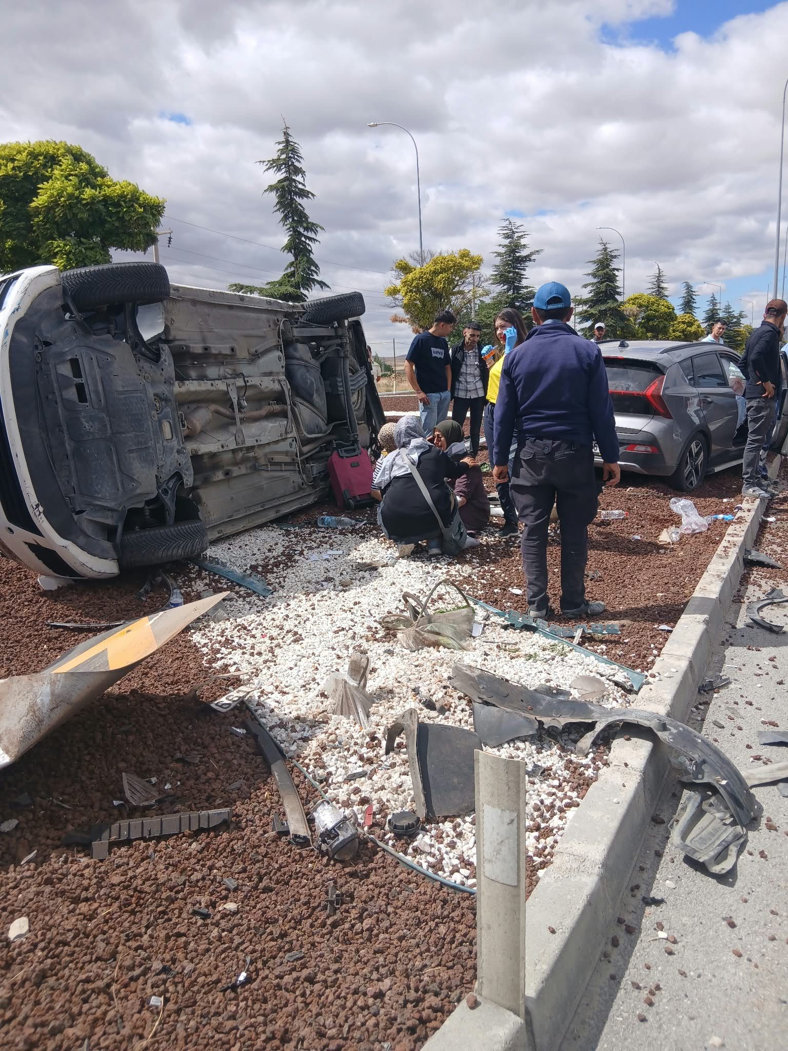 Otomobillerin çarpıştığı kazada 7 kişi yaralandı