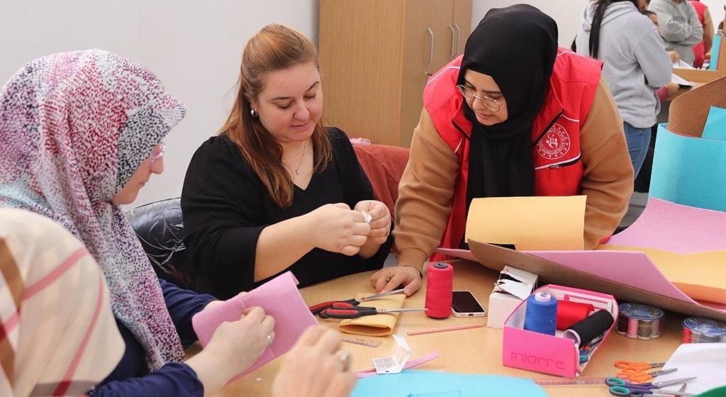 Aile Destek Merkezleri 3,3 milyon kişiye ulaştı
