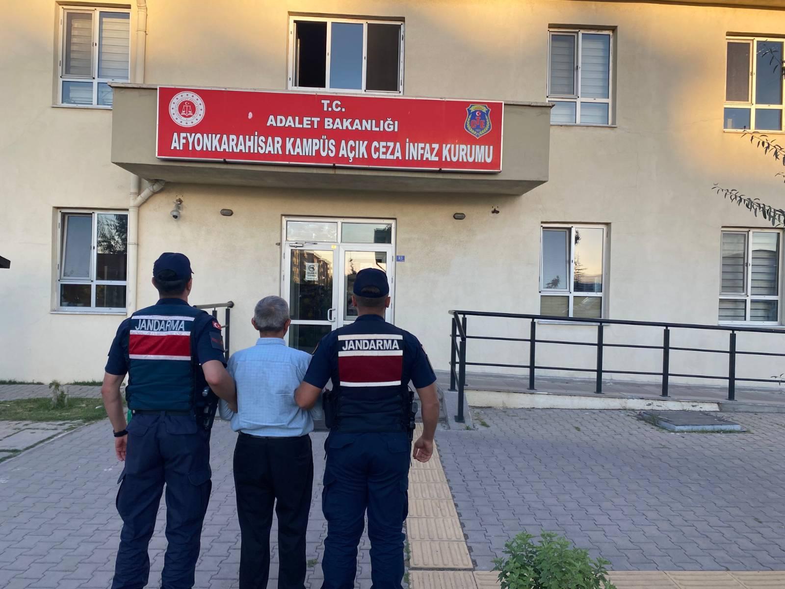 Aranan 28 şahıs yakalandı, 15’i tutuklandı