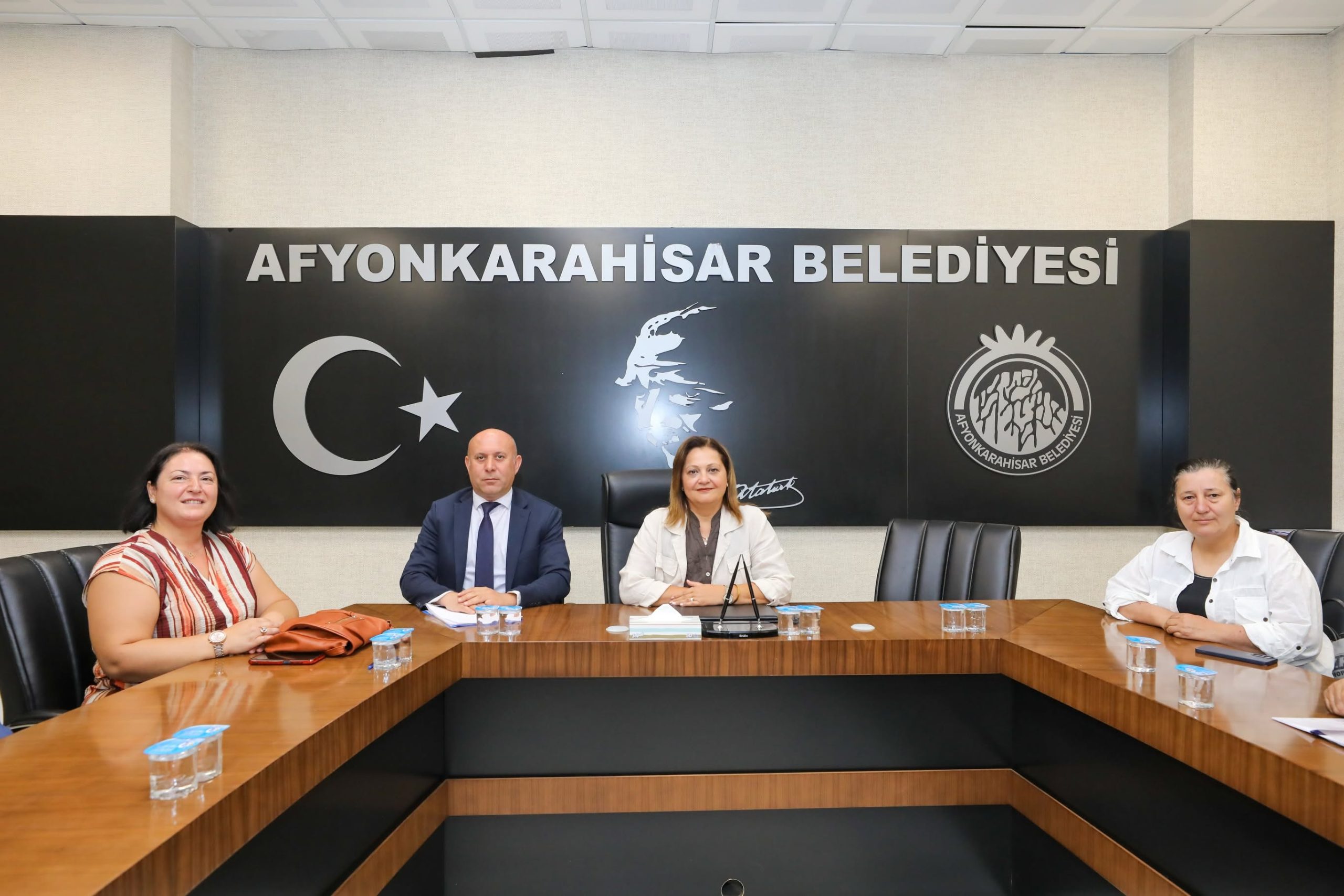 Başkan Köksal’dan kentsel dönüşüm görüşmesi