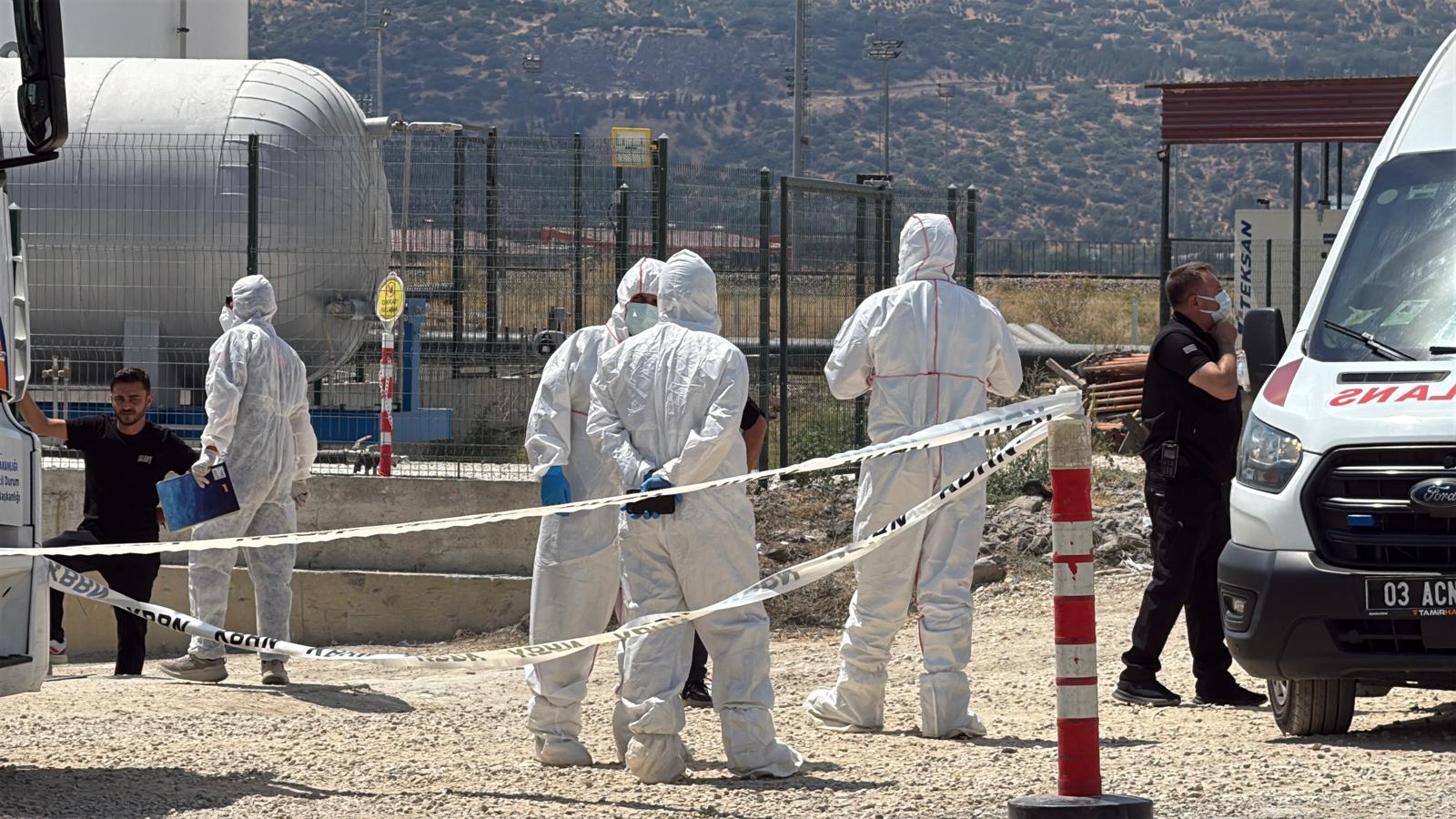 Erkmen’de serada zehirlenme paniği: Yaklaşık 40 kişi etkilendi 26 Erkmen’de serada zehirlenme paniği: Yaklaşık 40 kişi etkilendi