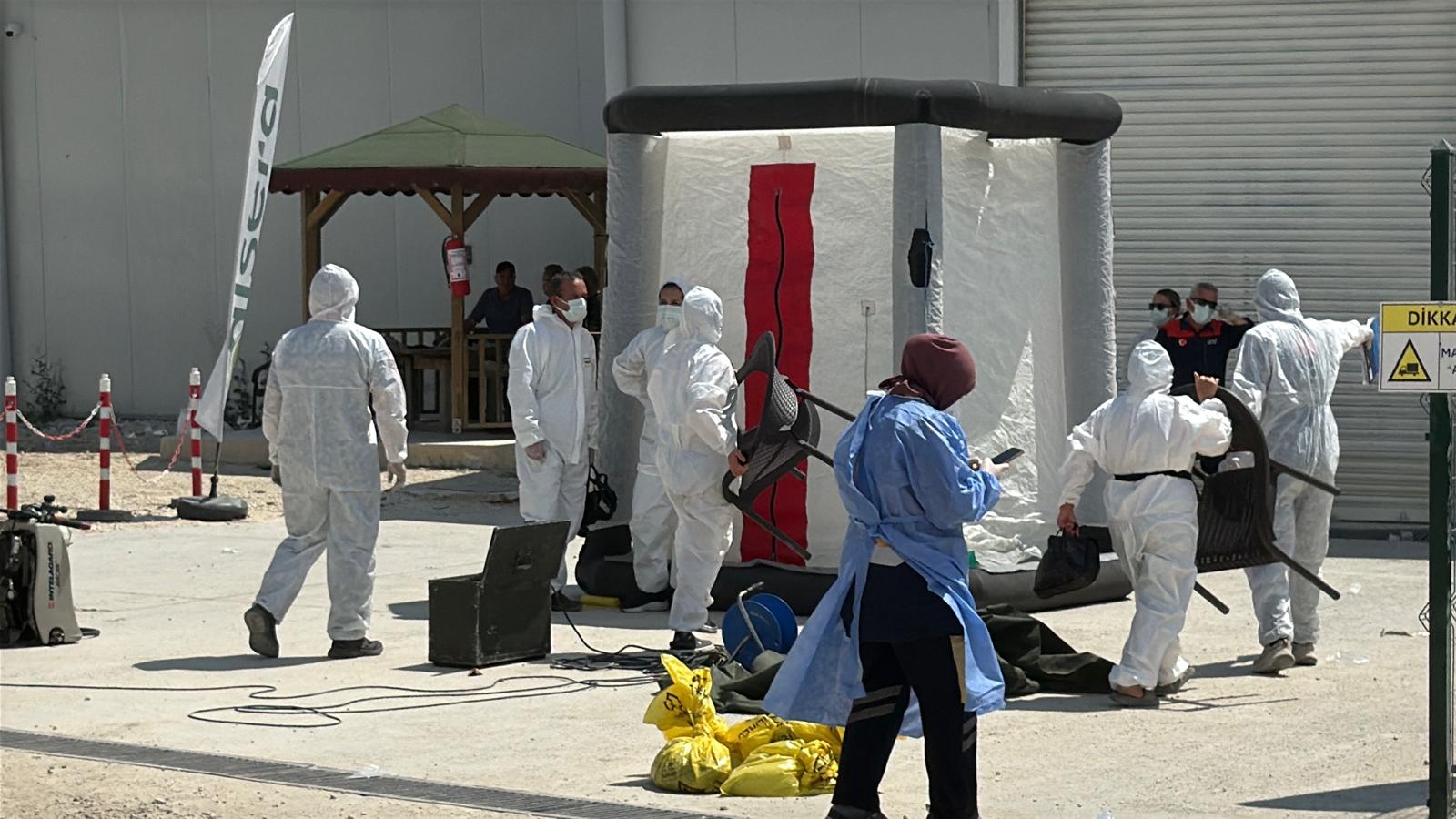 Erkmen’de serada zehirlenme paniği: Yaklaşık 40 kişi etkilendi