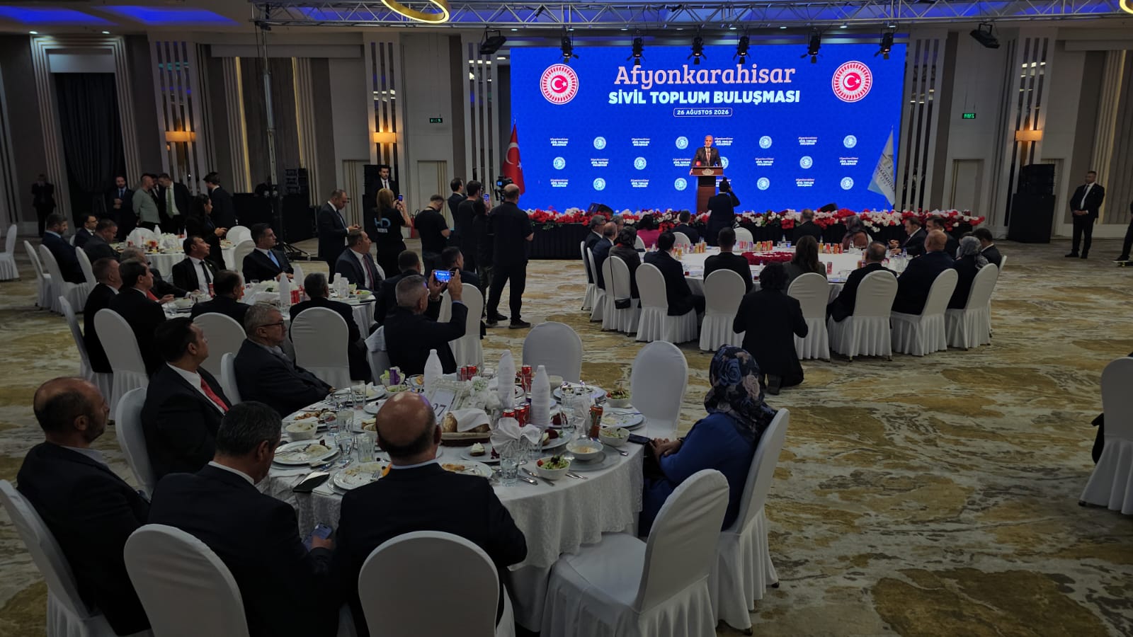 Kurtulmuş, STK’larla buluştu, “Terörsüz Türkiye” sürecini anlattı