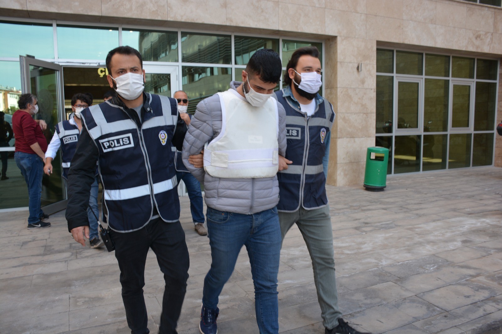 Kuyumcu soyguncusu Afyon’da yakalanmıştı: Yargıtay’dan karar