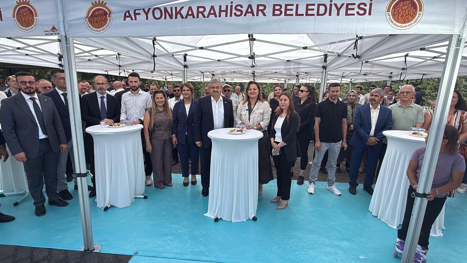 Millet Bahçesi Kafeteryası hizmete açıldı