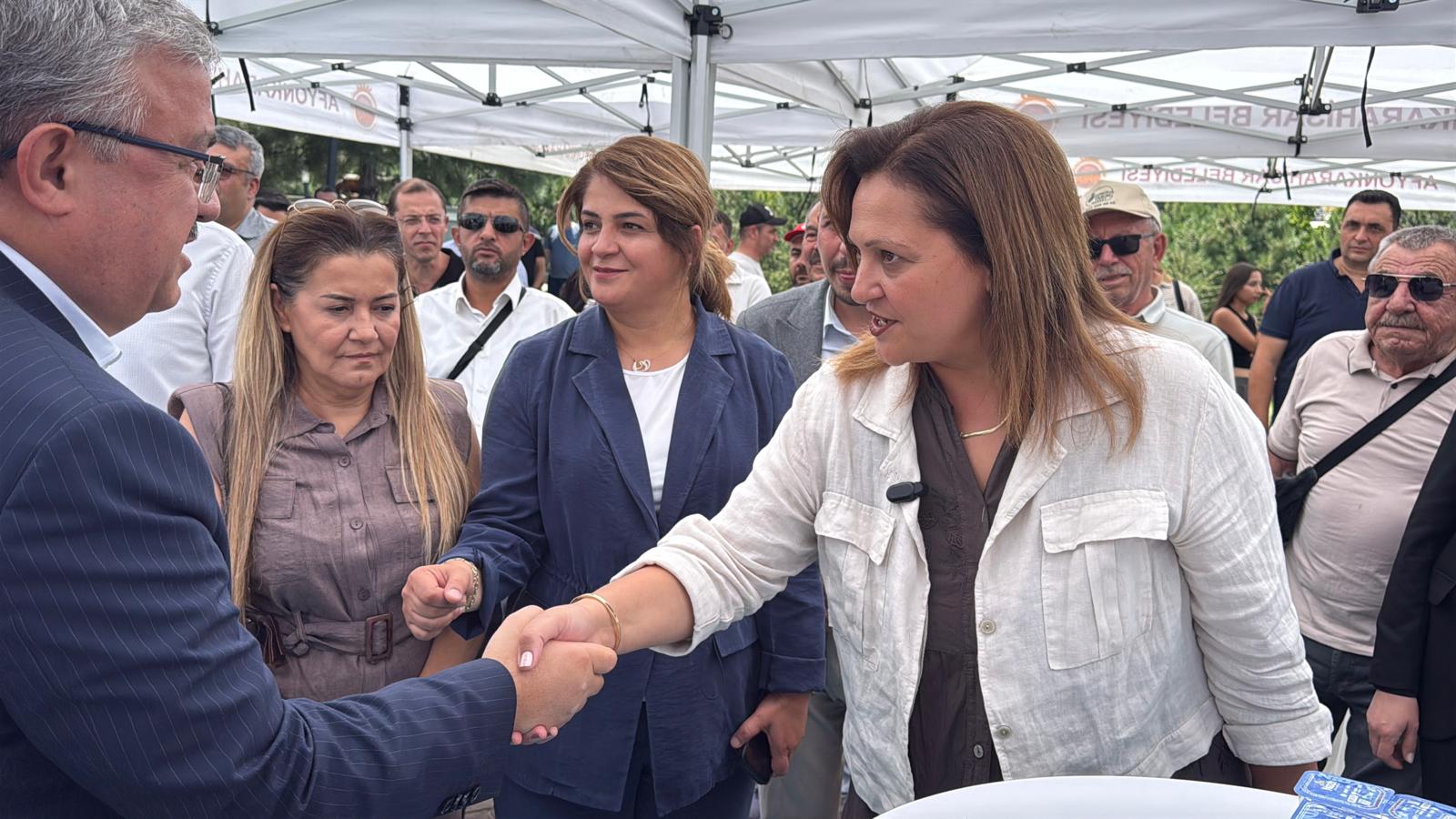 Millet Bahçesi Kafeteryası hizmete açıldı