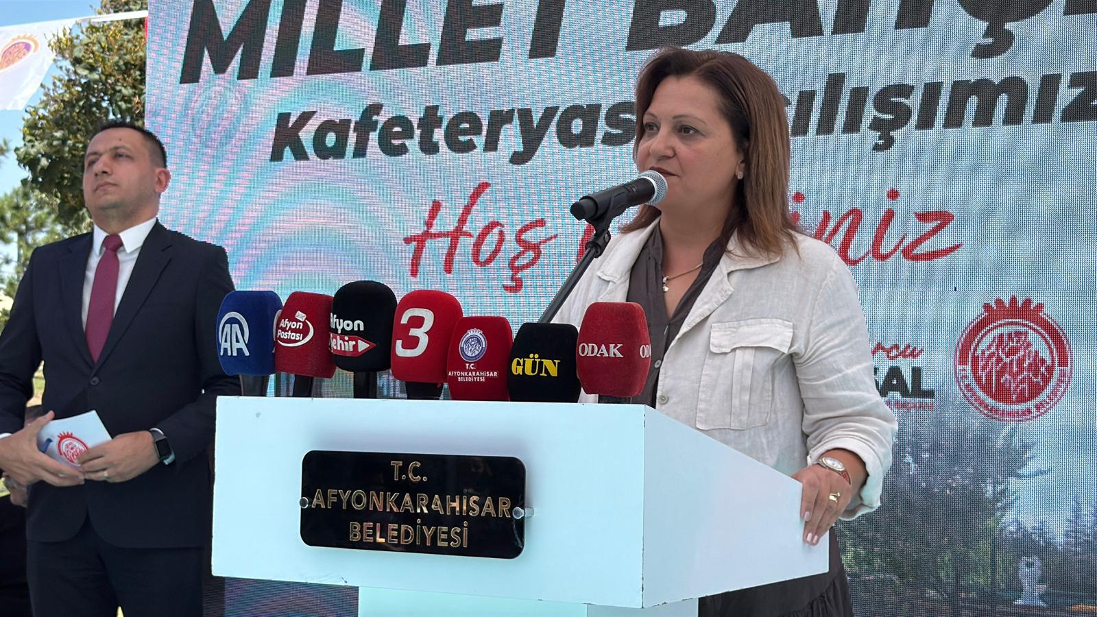 Millet Bahçesi Kafeteryası hizmete açıldı