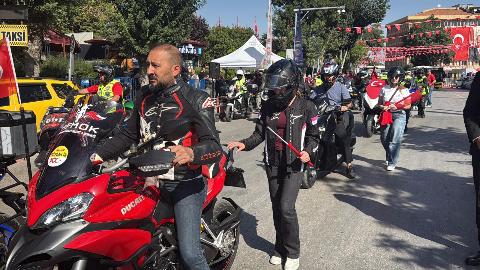 Motor tutkunları, Kocatepe yolunda