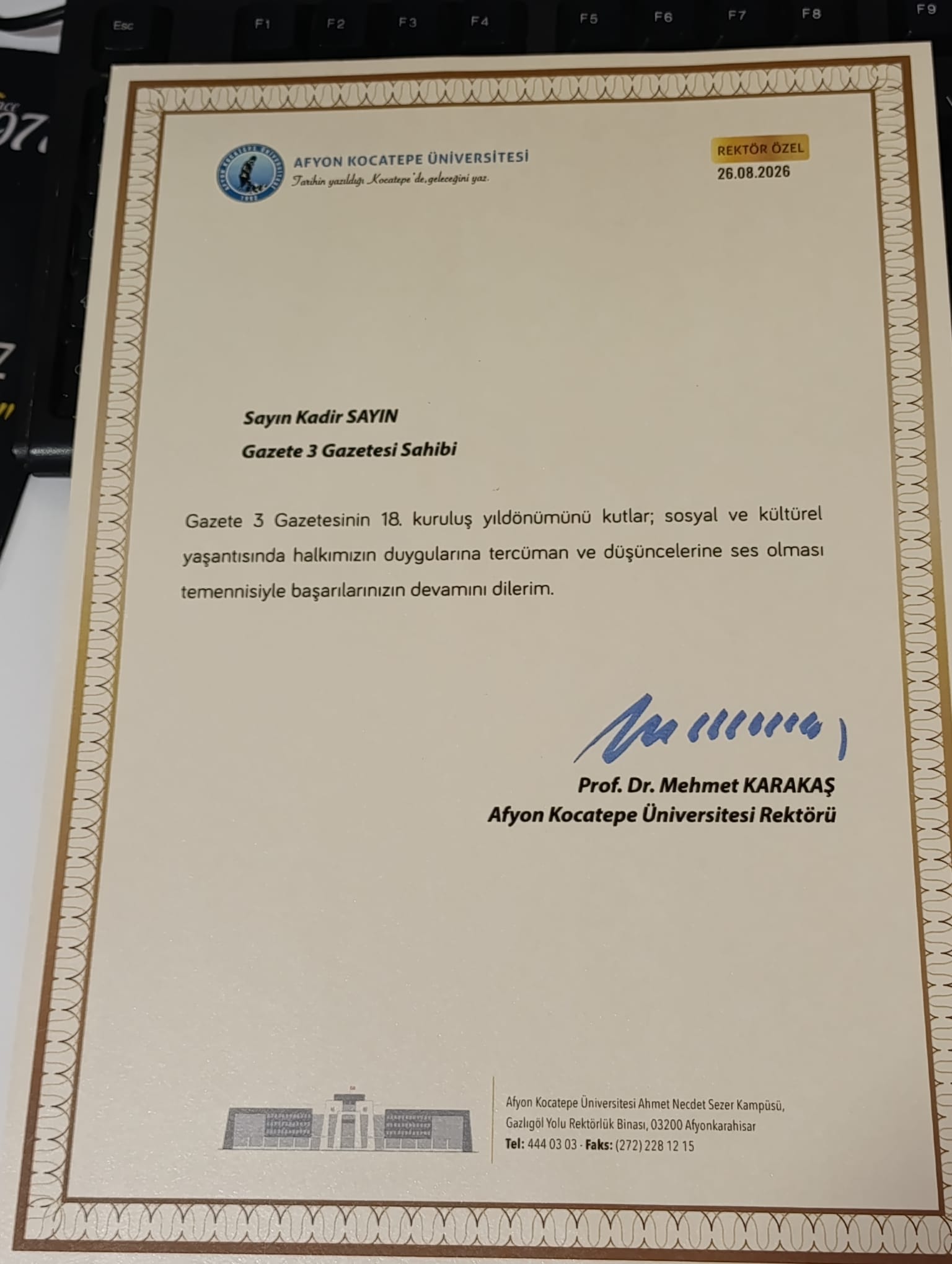 Rektör Karakaş’tan Gazete 3’e tebrik mesajı