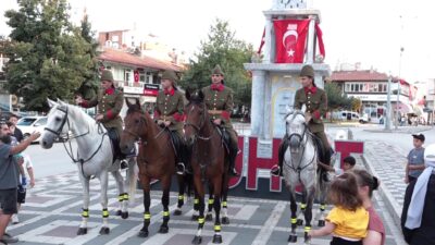 Büyük Taarruz Zafer Haftası’nın 104’üncü yıl dönümü dolayısıyla Şuhut Belediyesi