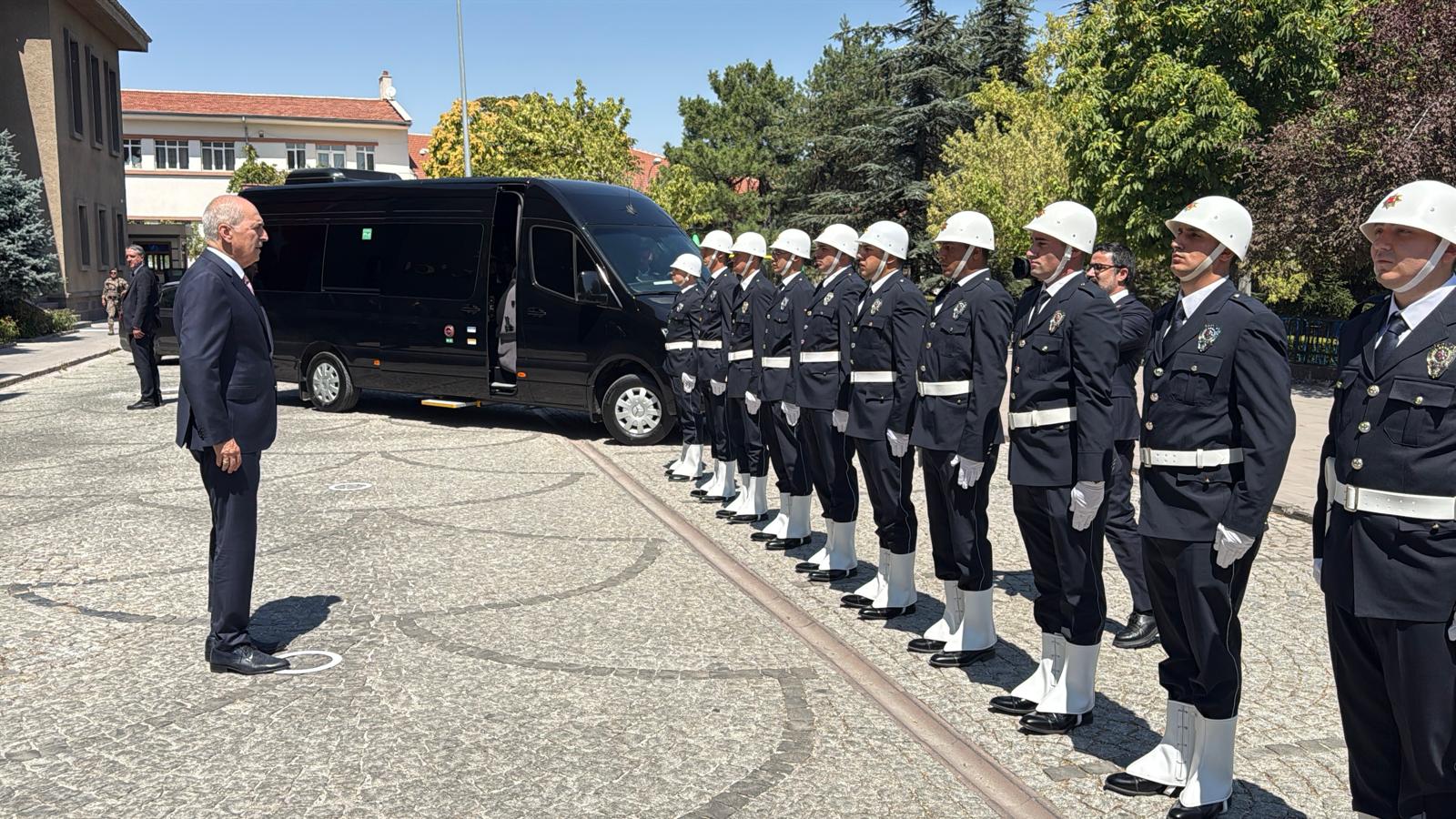 TBMM Başkanı Kurtulmuş’tan Vali Aktaş’a ziyaret