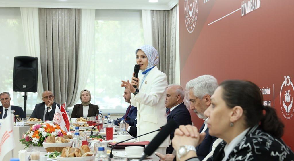“Terörsüz Türkiye’yi şehit yakınlarımız ve gazilerimizle birlikte inşa ettik”