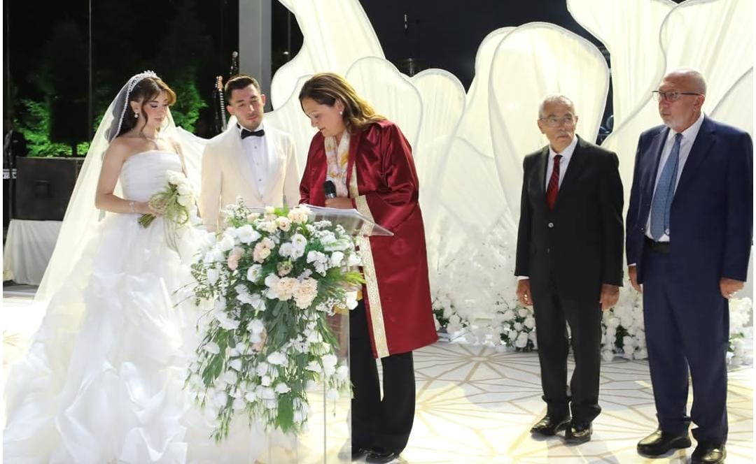 Gümüşhan ve Albay ailesinin mutlu günü