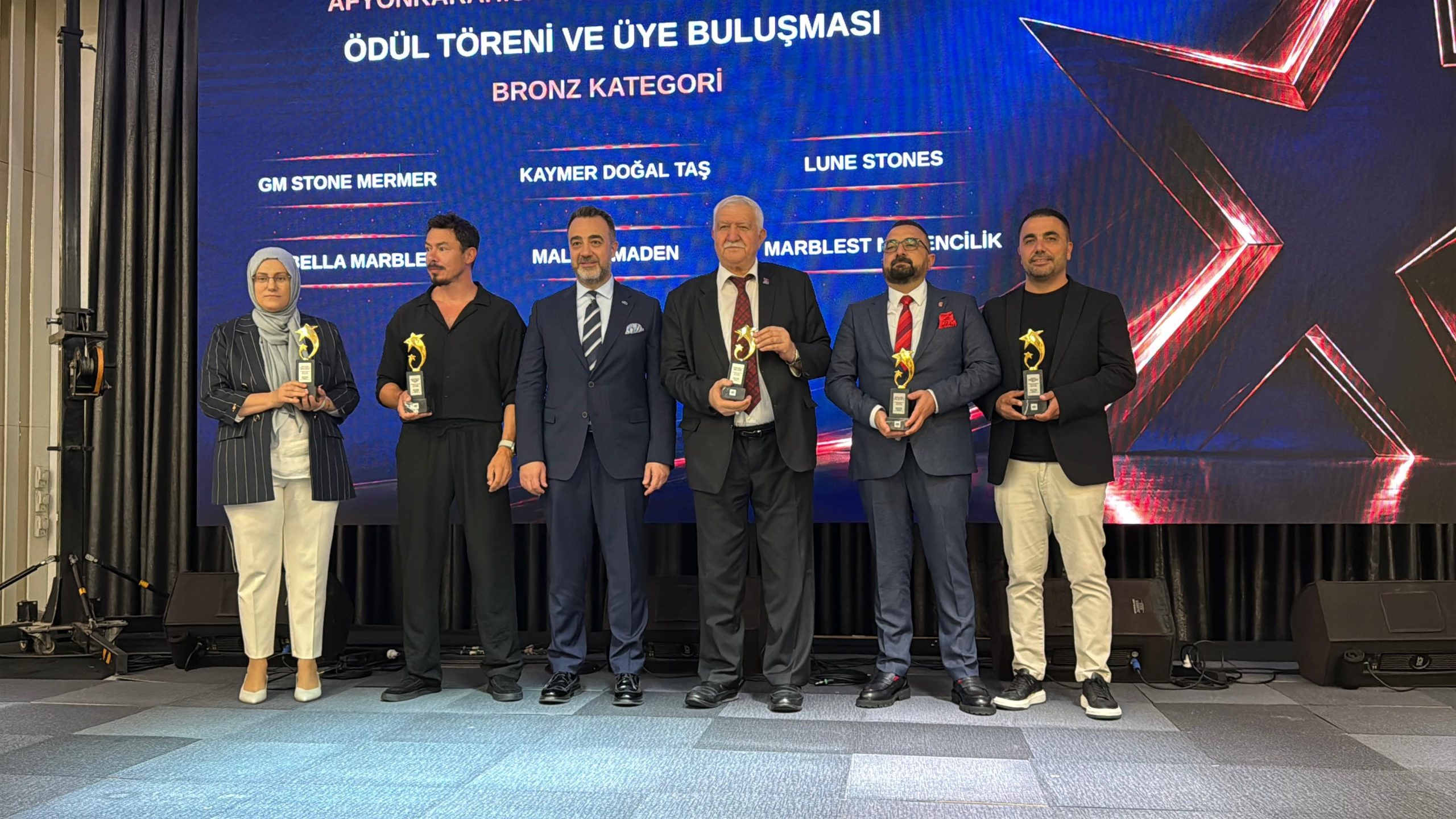 Mabella Marble ve Marmosium Mermer’e ihracat ödülü