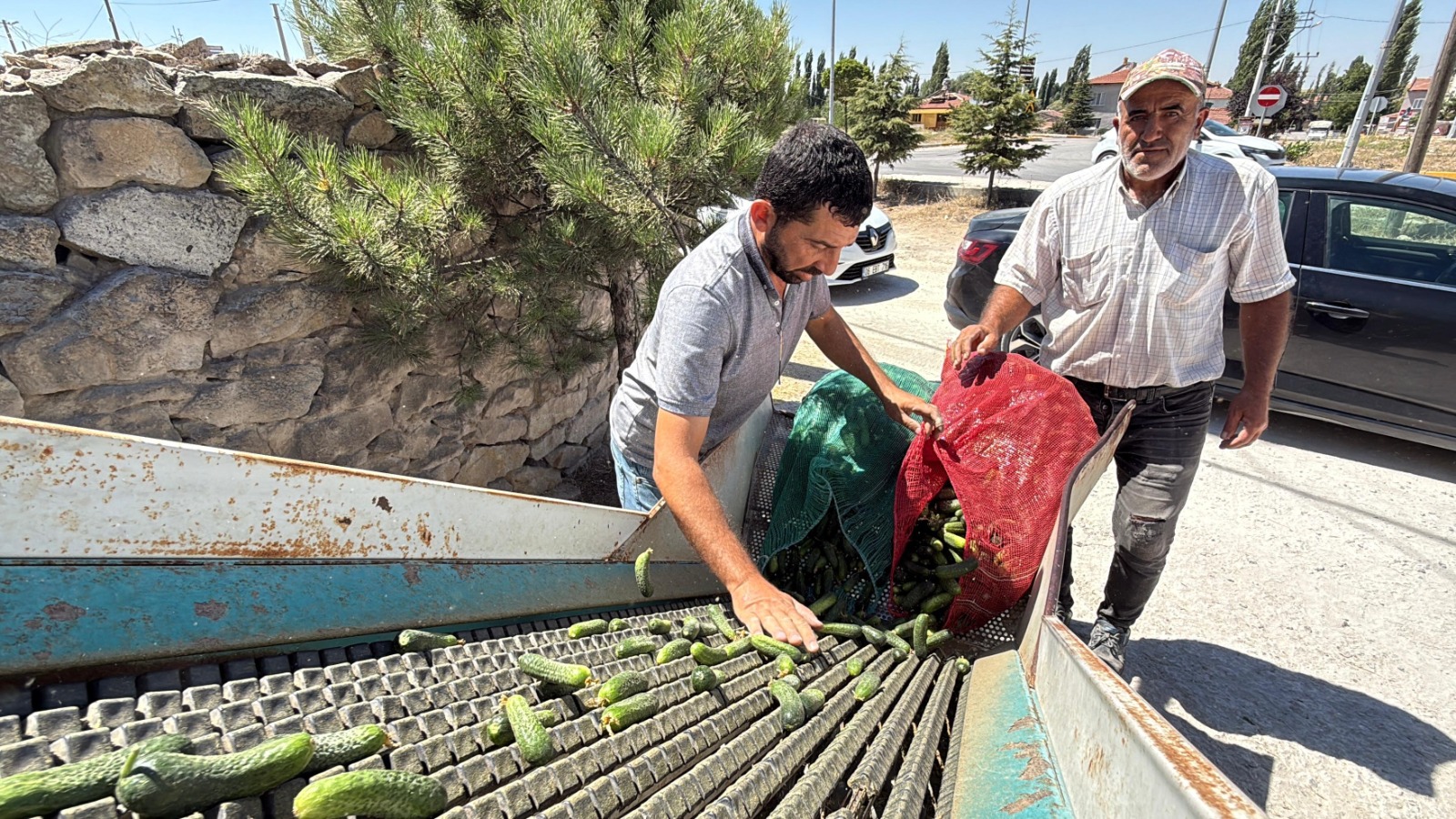 Kayıhan’dan üreticiye destek