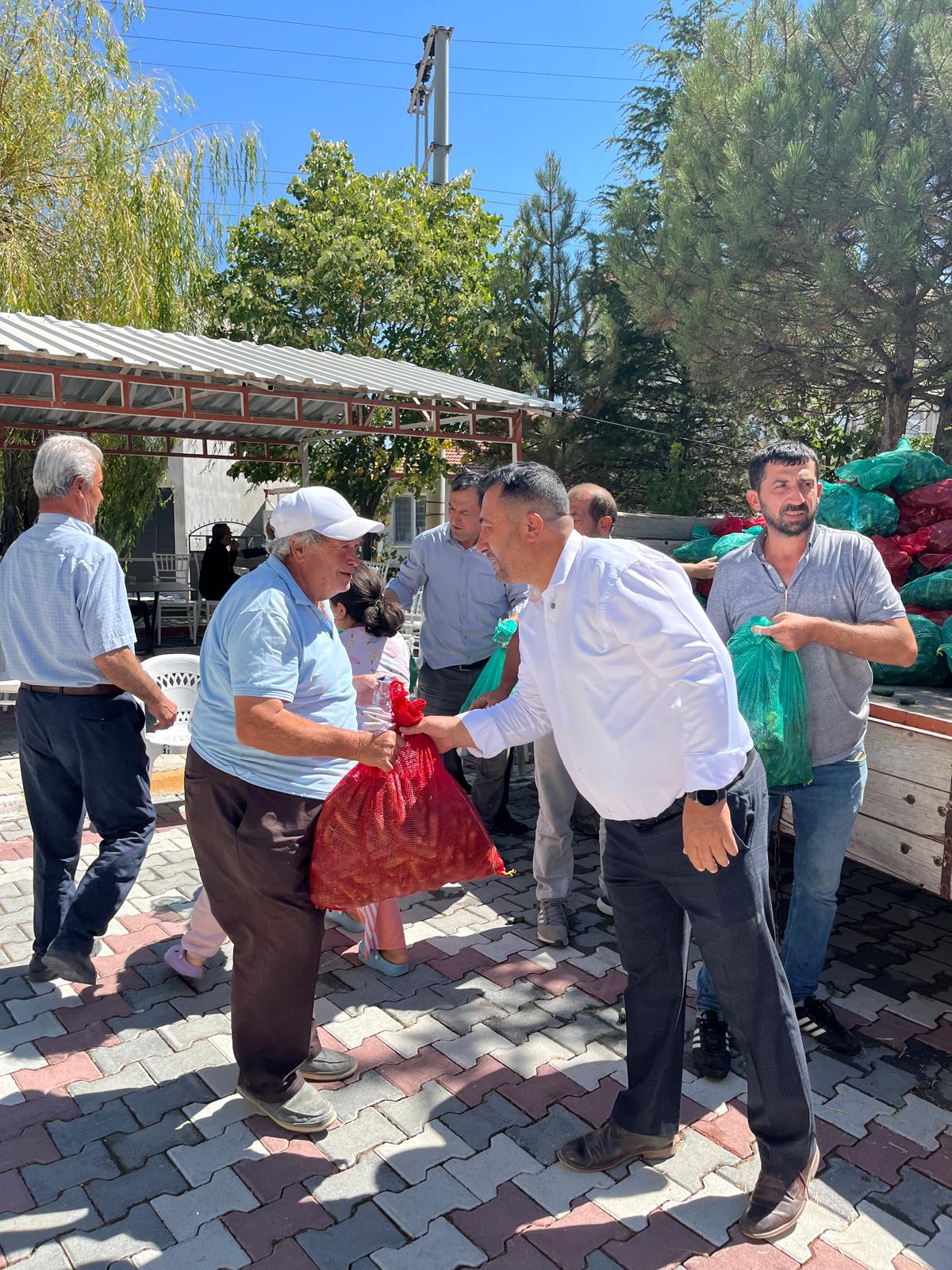 Kayıhan’dan üreticiye destek