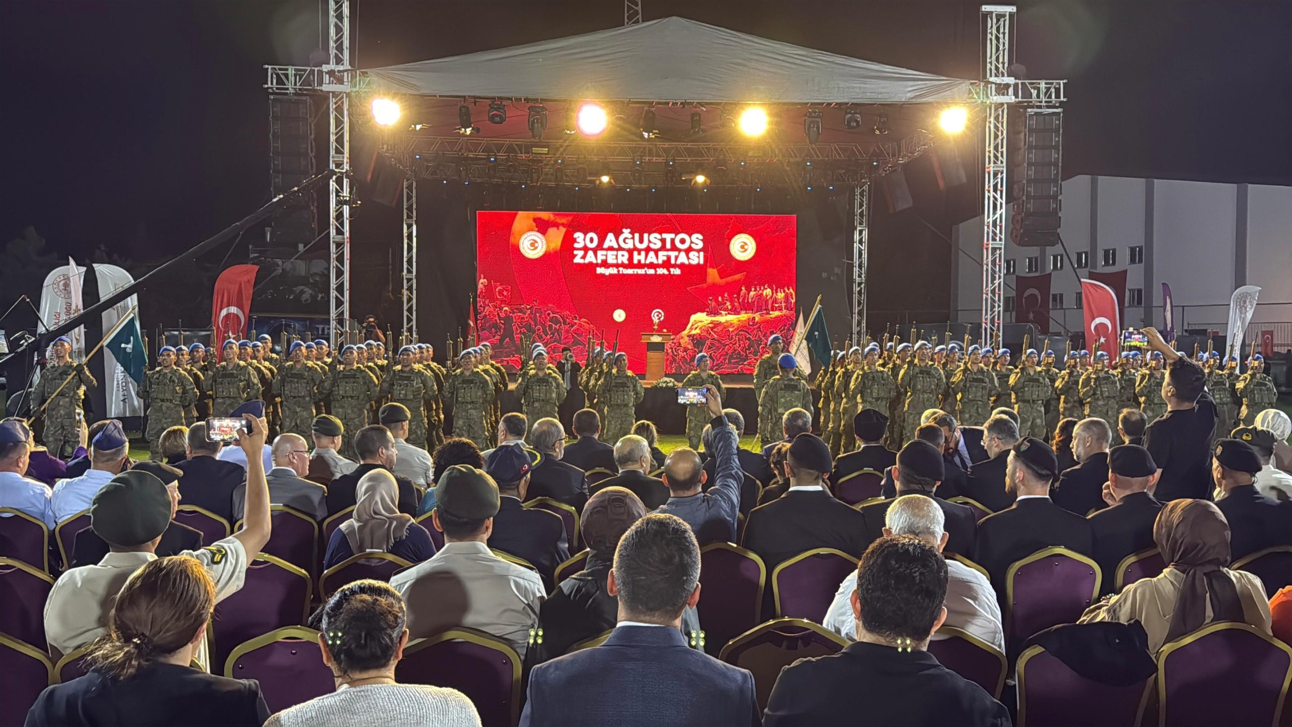 Şuhut’ta zafer coşkusu stadyum etkinlikleriyle sürdü