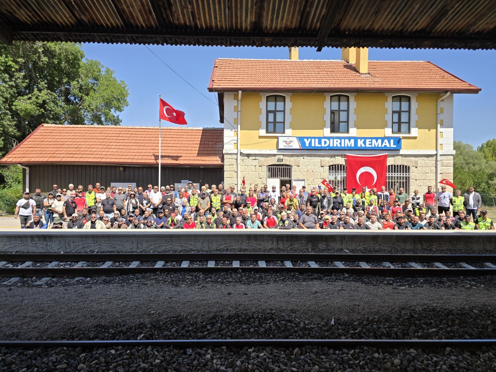 Demir atlarla tarihe yolculuk