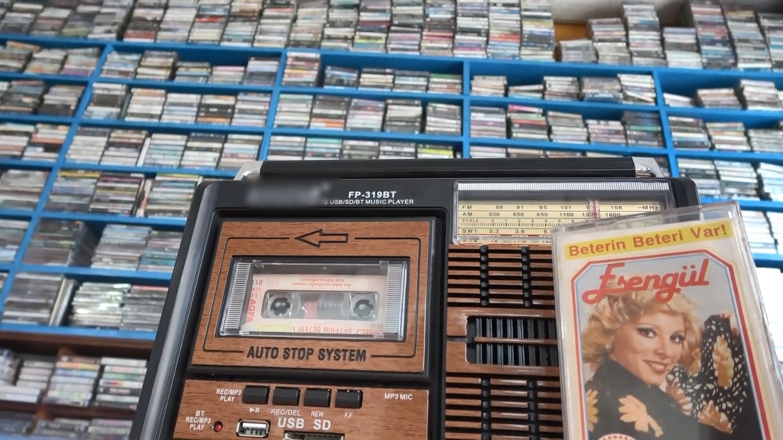 Kasetler raflarda kaldı, nostalji hâlâ yaşıyor