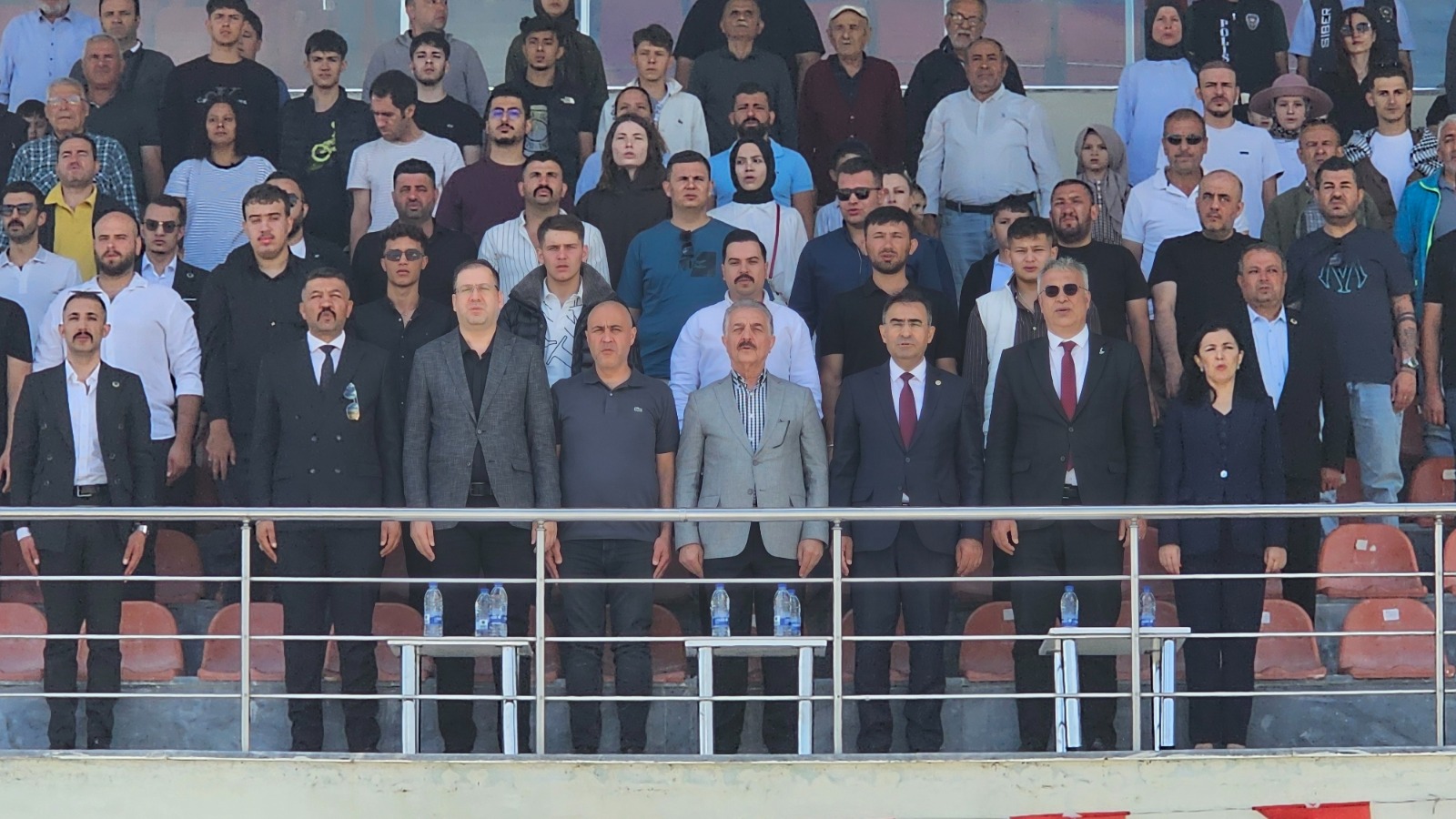 Afyonkarahisar'da geleneksel at yarışları heyecanı yaşandı