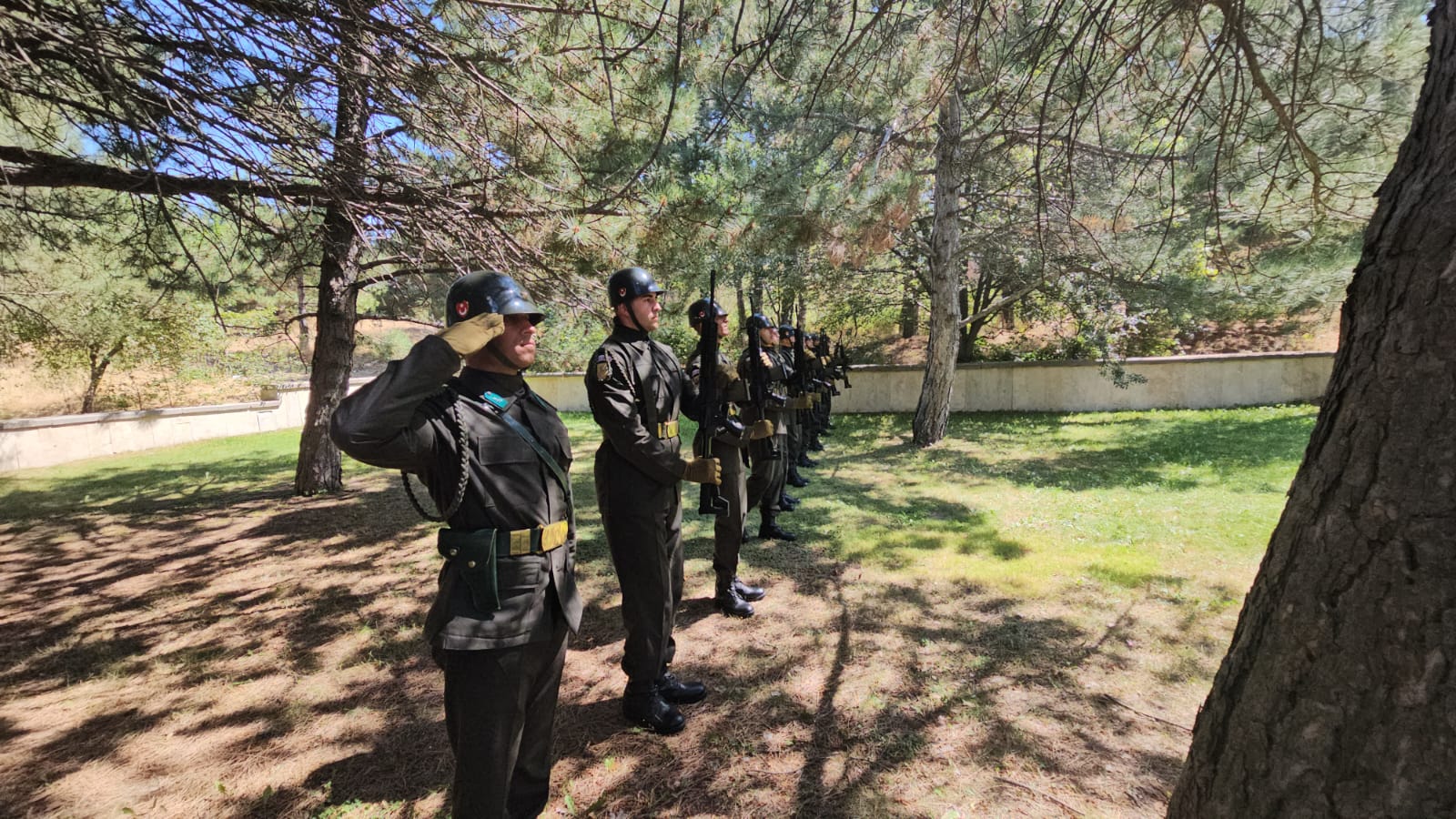 Yüzbaşı Agâh Paşa Şehitliği’nde şehitlere vefa