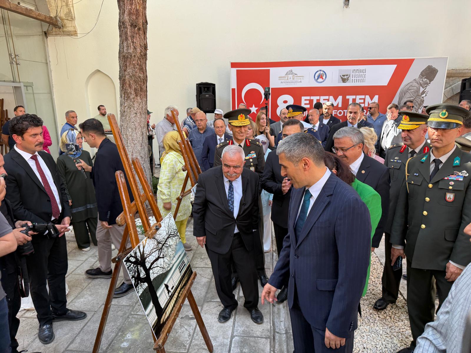 Zafer Haftası’na özel fotoğraf sergisi