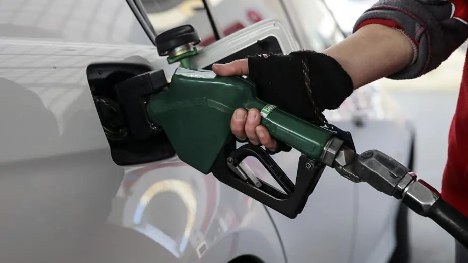 Benzine zam geldi: İşte güncel fiyat listesi!