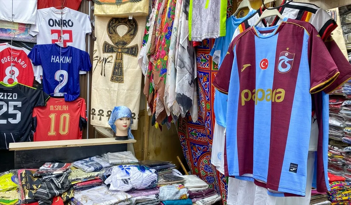 Muhammed Salah’ın Trabzonspor forması, Mısır’da kapışılıyor
