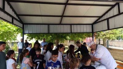 Afyonkarahisar’ın Emirdağ ilçesinde, “Yaz Kur’an Kursları Kapanış Programı” çerçevesinde camilerde